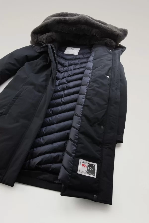 Bow Bridge Parka in Ramar con Pelliccia Sintetica Dark Navy - Woolrich