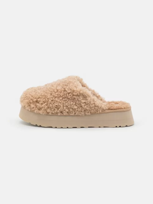 Ugg Maxi Curly Platform